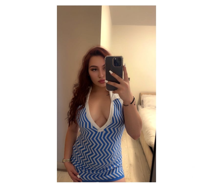 Thumbnail of Amy new lady on town - Photo 3