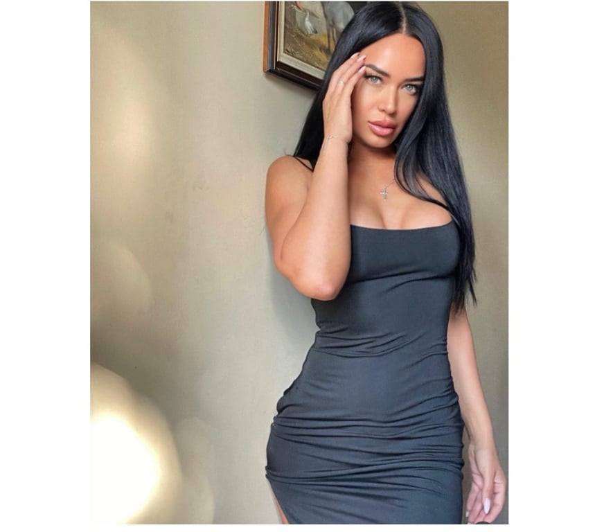 Photo of New in town real💯full gfe no rush party&naughty girl🥂