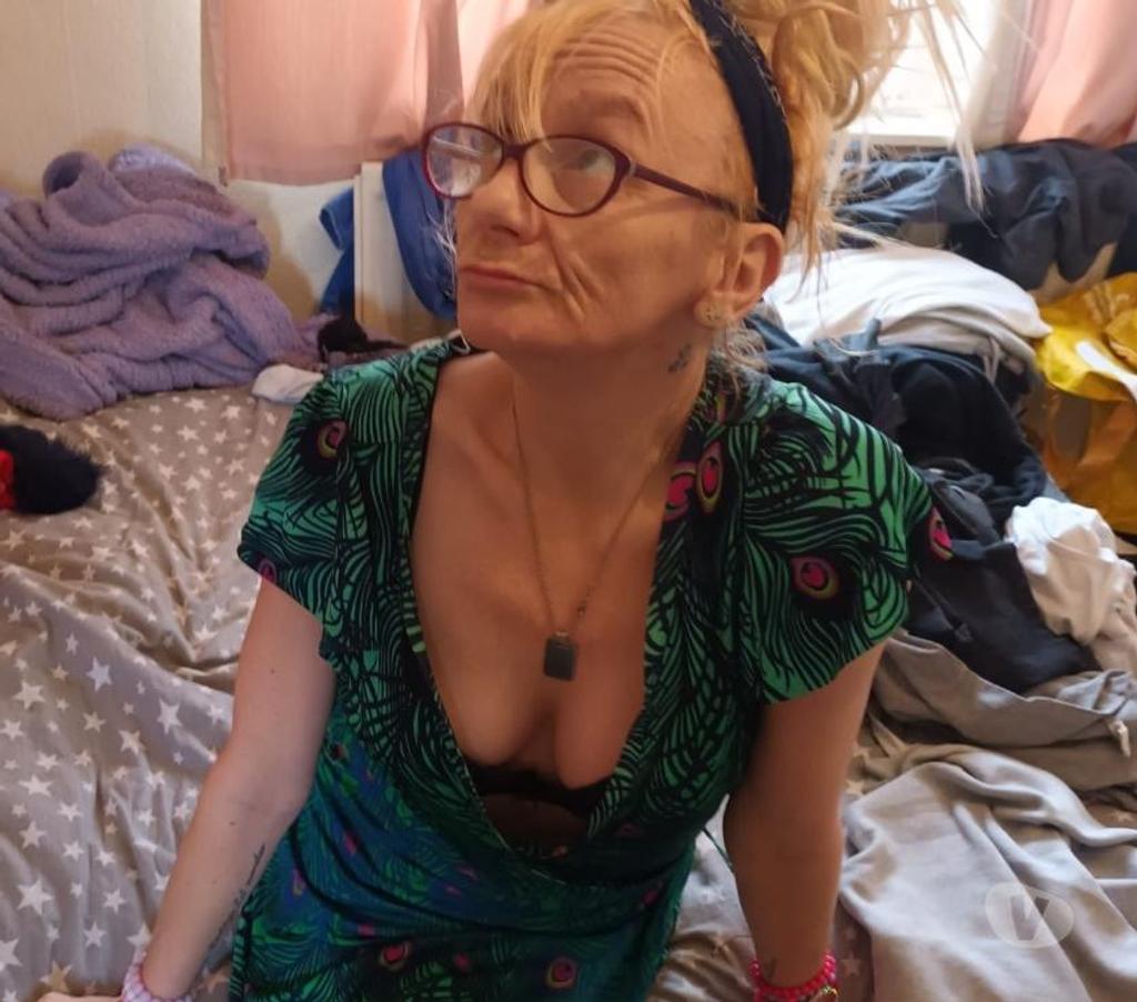 Photo of Horny Housewife