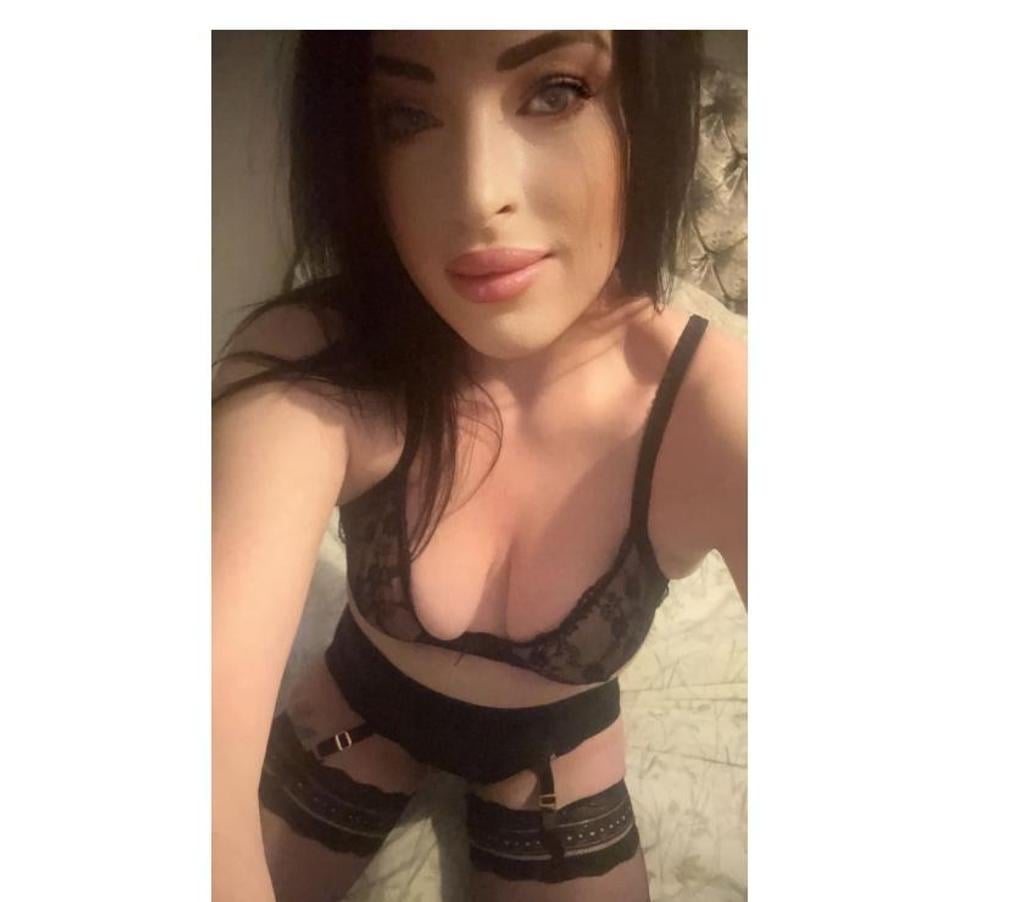 Thumbnail of MISS AMY SECRETS NOW IN EGHAM - Photo 4