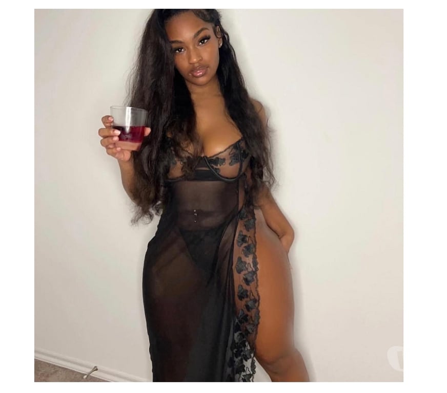 Thumbnail of 🍑MIA 🎉COLOMBIANA 👙 - Photo 3
