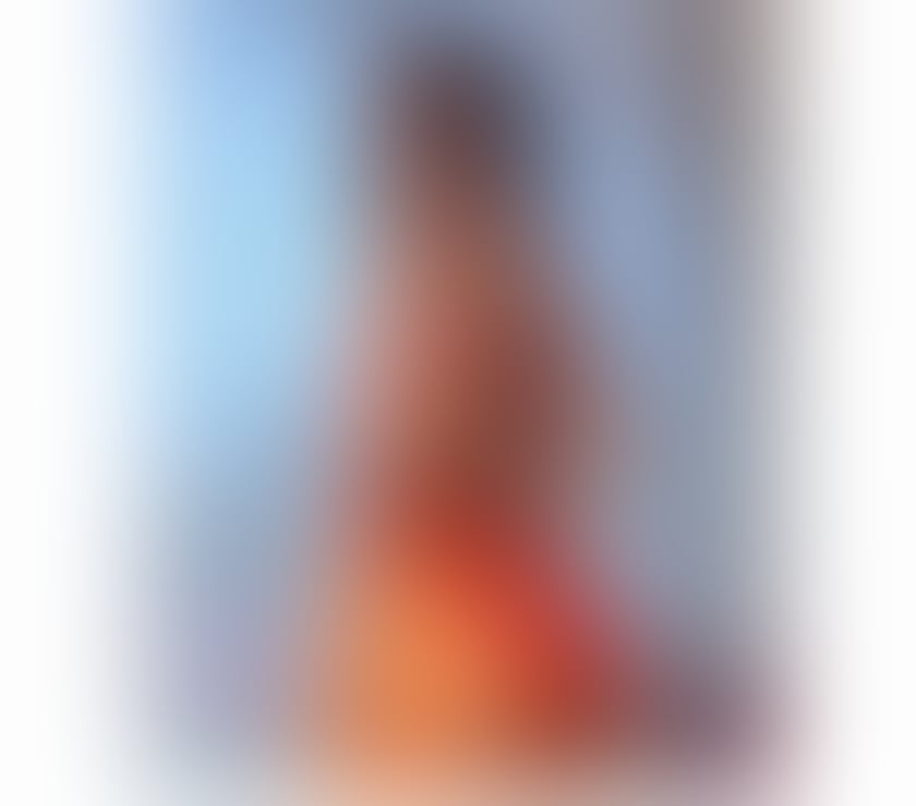 Thumbnail of Sexy bombshell EMMA 😈 just arrived 😈 party girl - Photo 3