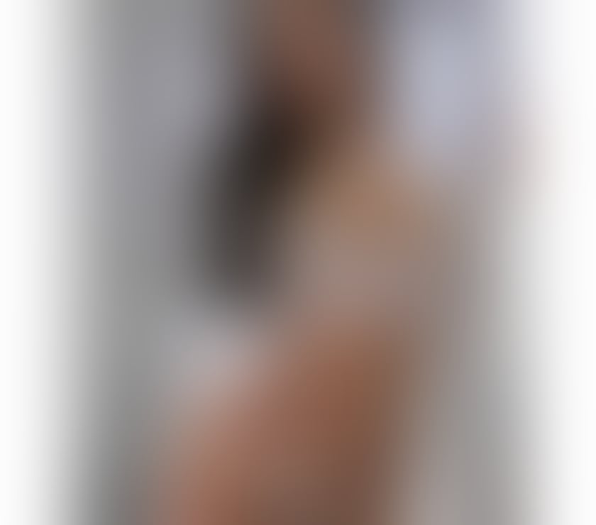 Thumbnail of Sexy bombshell EMMA 😈 just arrived 😈 party girl - Photo 6