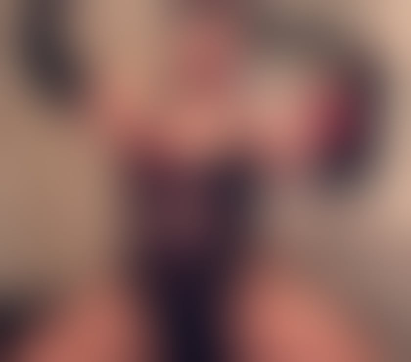 Thumbnail of Brunette 🔥bom ass ❤️best OWo 🥵 - Photo 3