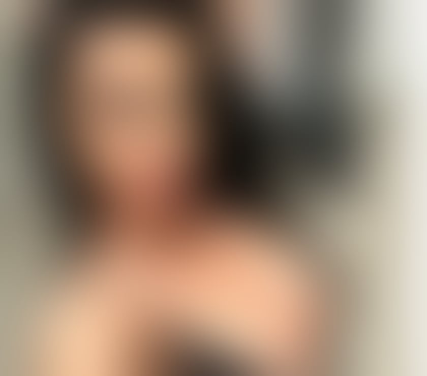 Thumbnail of NEW GIRL IN TOWN 😘😍☺️PARTY🥳🥳 - Photo 4