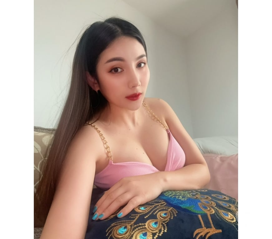 Thumbnail of Super Hot Sexy Thai real pics 07432014057 - Photo 3
