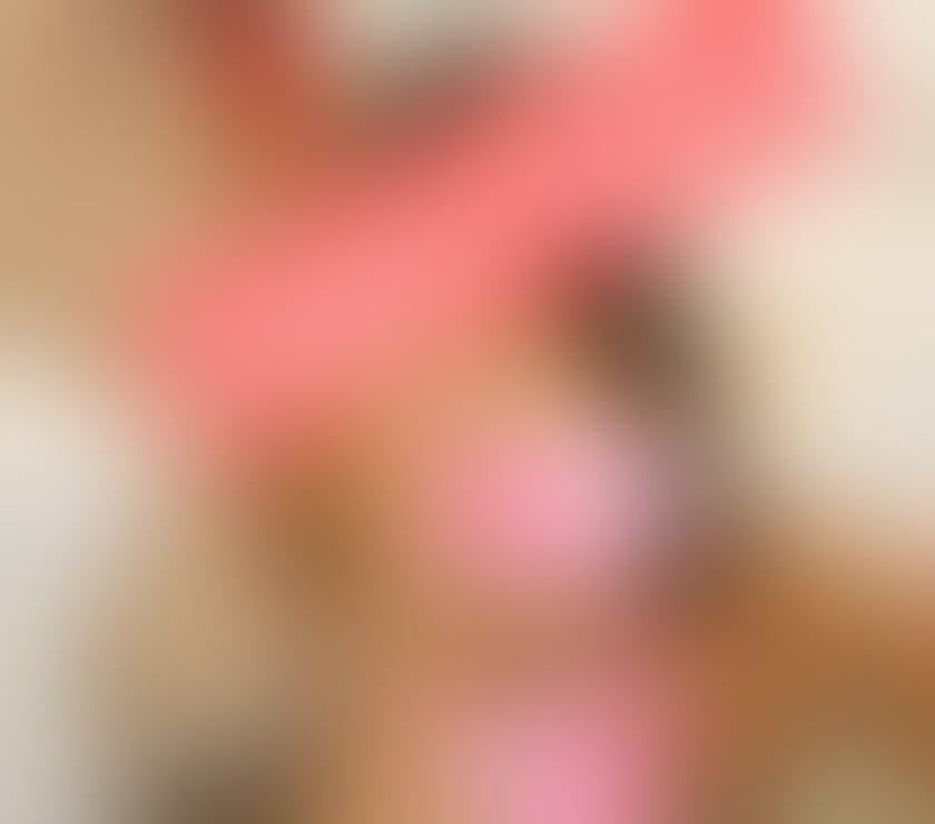 Thumbnail of Aliyah party Girl Awaiting naughty fun in a discreet place - Photo 8