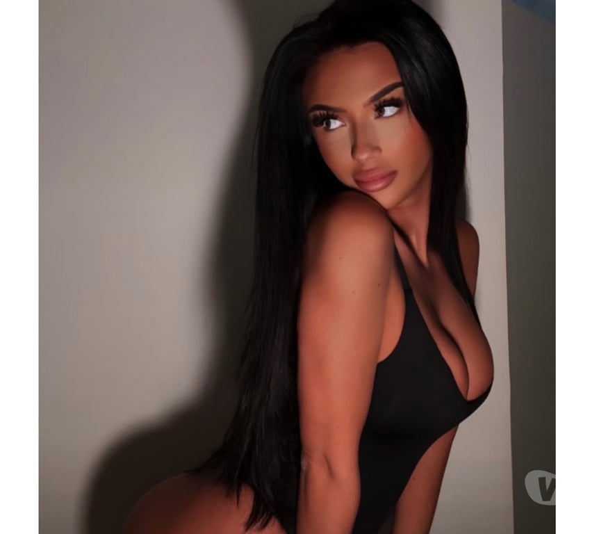 Thumbnail of WET RUBY❤️Luxury🦋I’m 100% genuine - Photo 4