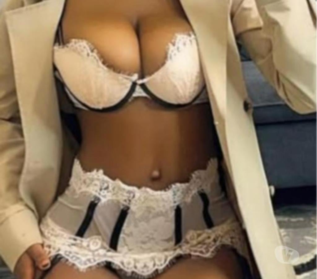 Thumbnail of Sexy British Ebony Diva - Photo 2