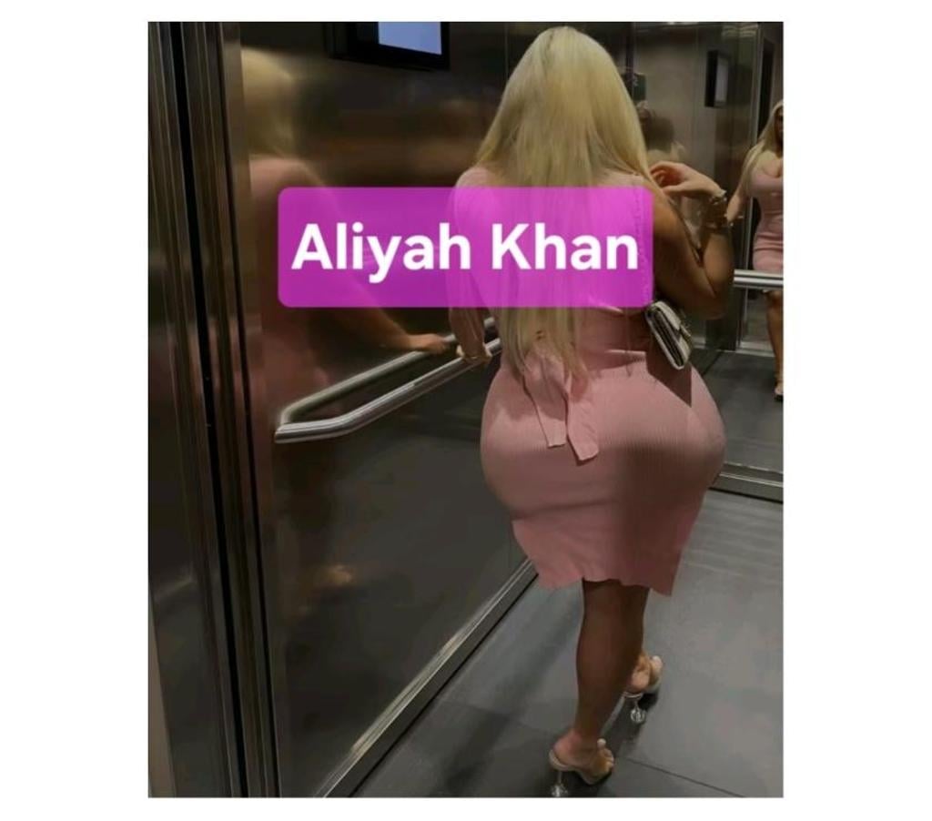 Thumbnail of BUSTY Pakistani 🍭 ALIYAH KHAN🇵🇰 😛 - Photo 3
