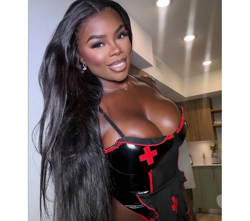 Thumbnail of Sexy hot PartyGirl Mel ❤️❤️ - Photo 4