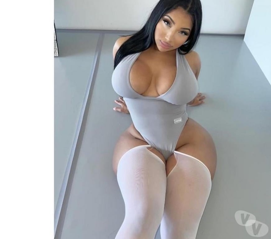 Photo of Bella 😍caliente y sexy latín 😜😜🥰