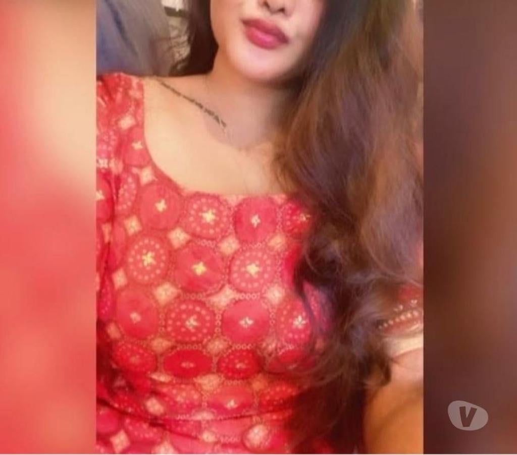 Thumbnail of Asian Indian New Tamil Busty Girl Neela in Bradford - Photo 5