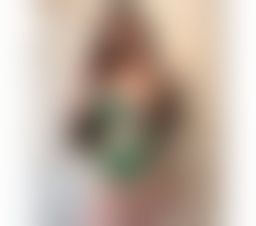 Thumbnail of Brazilian beauty. - Photo 6