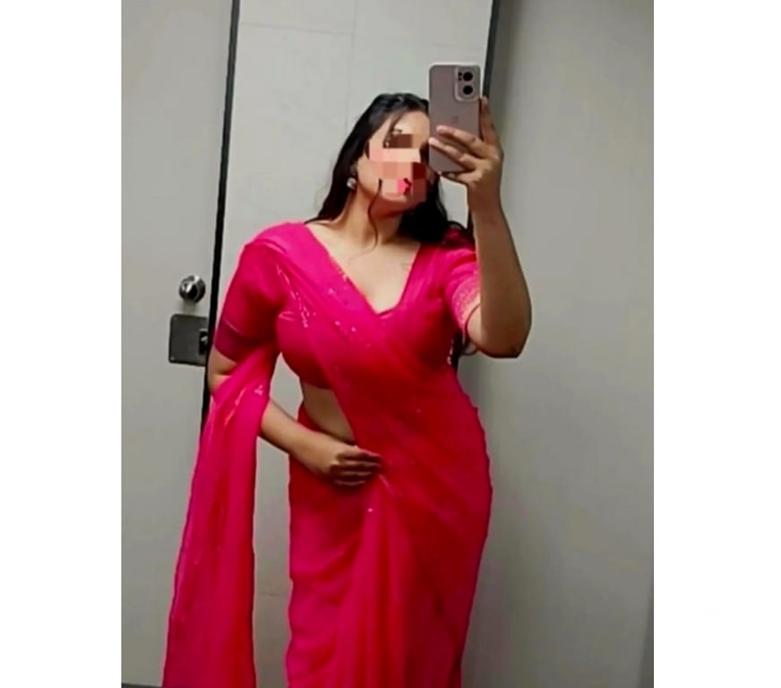 Thumbnail of South indian Roja New to Town ❤️ - Photo 3