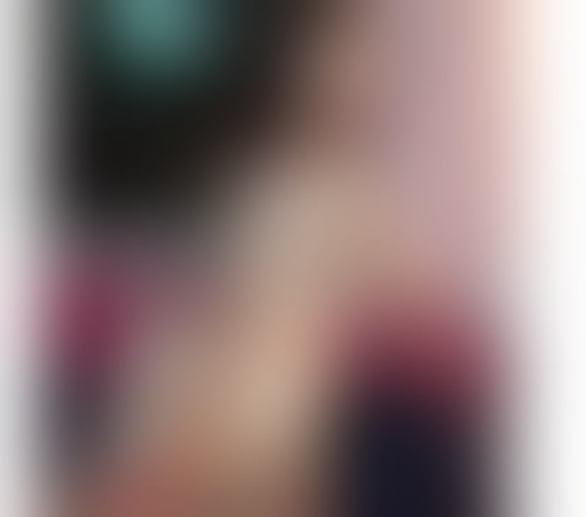Thumbnail of QueenBeeManchester 2 hrs 150 - Photo 5