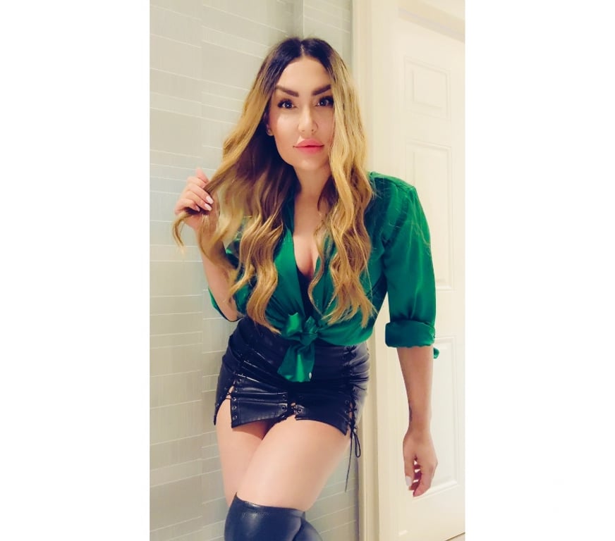 Thumbnail of NaughtyyAlanna😍 - Photo 3