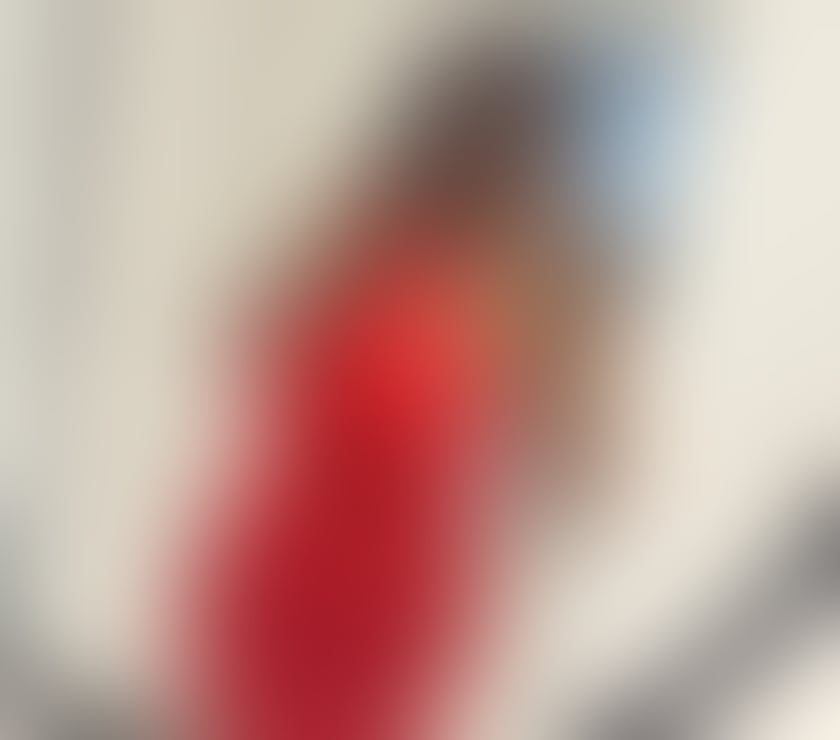 Thumbnail of BRITISH BOMBSHELL🍾🏆🇬🇧 - Photo 6