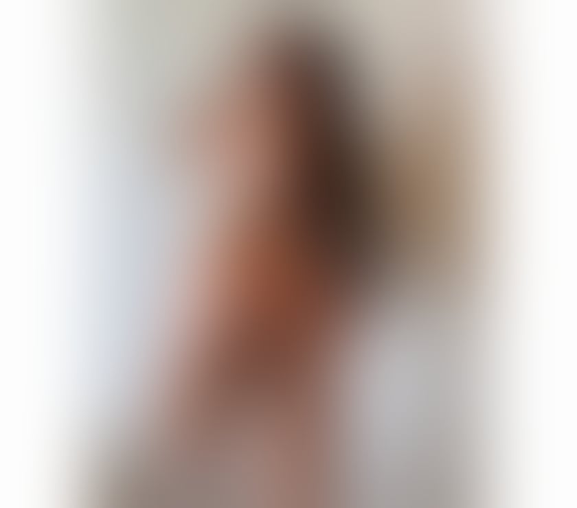Thumbnail of Hannah 🫢💋💦 British high class party babe - Photo 3