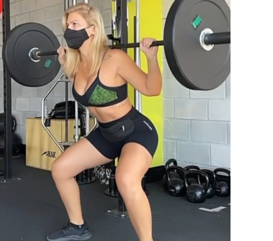Thumbnail of Livy from Brazil with German background - Photo 2