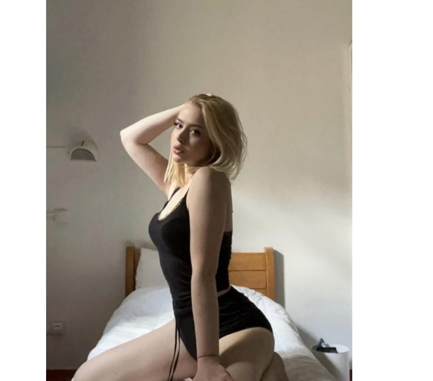 Photo of My name is giulia ! ❤️ party🥰😛