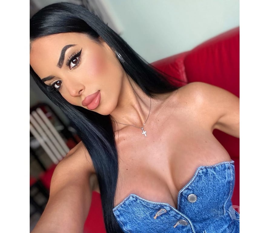 Photo of Kim😘party girl🥳 no rush🫶