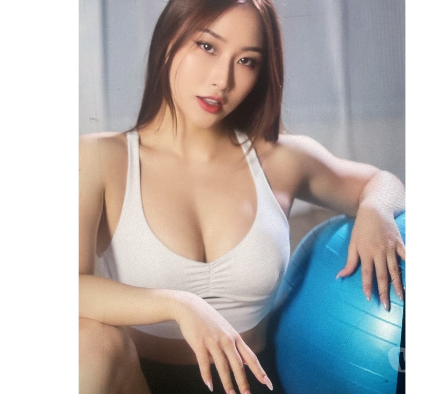Photo of Duo Asian new 🍒 sweet 4 hand massage