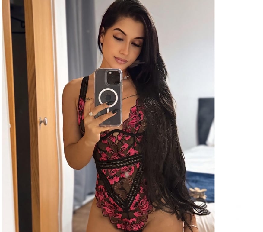 Thumbnail of Melissa🔥❤️ Back door🚪 - Photo 3