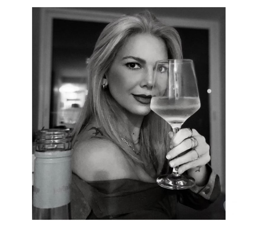 Thumbnail of Livy from Brazil with German background - Photo 3