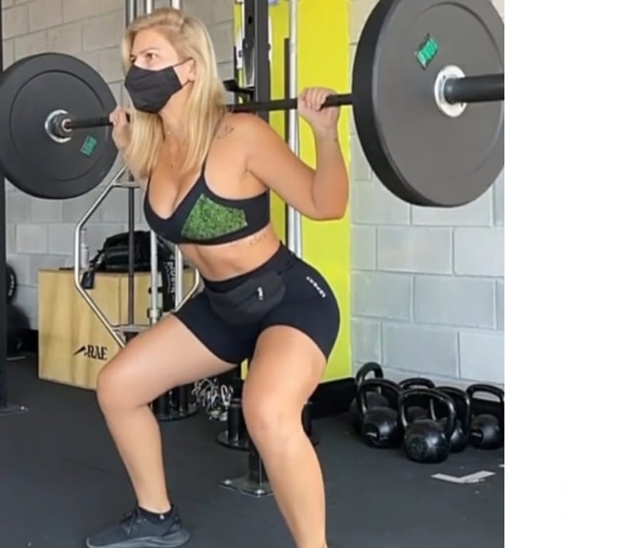 Thumbnail of Livy from Brazil with German background - Photo 2