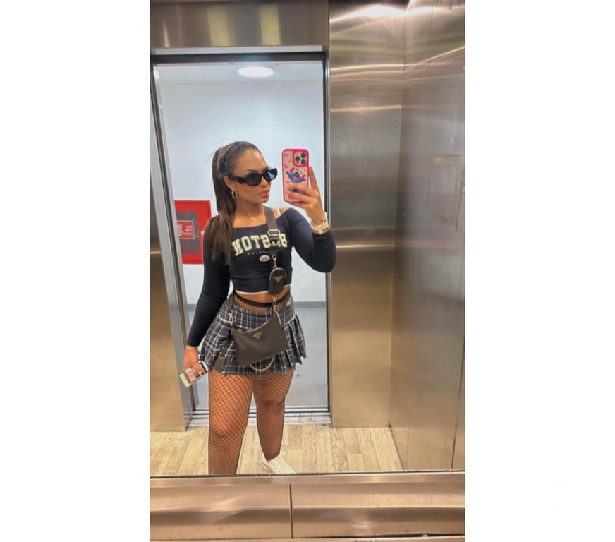 Photo of Karen Brazilian Ass!!