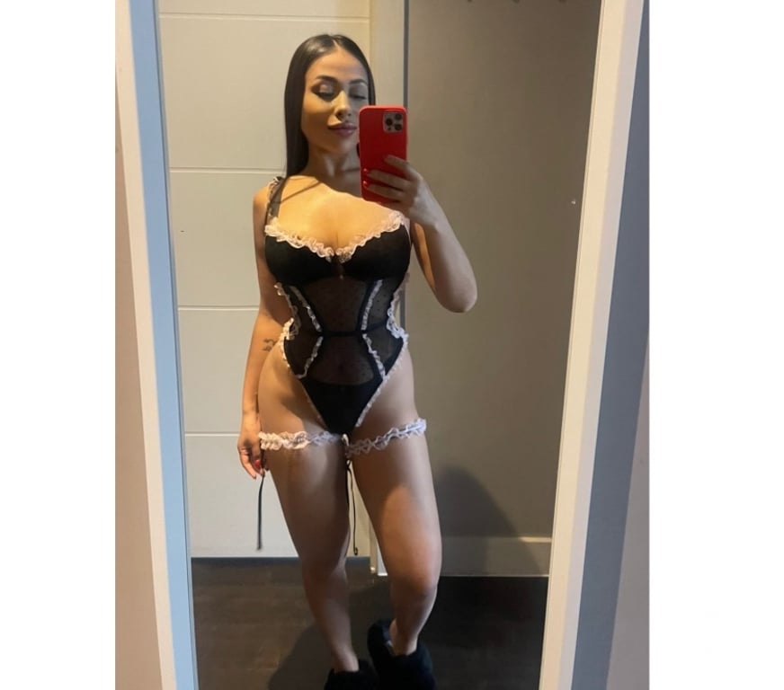 Photo of BABI BRUNETTE 🍓LATINA 🇧🇷 NEW HERE 🔞