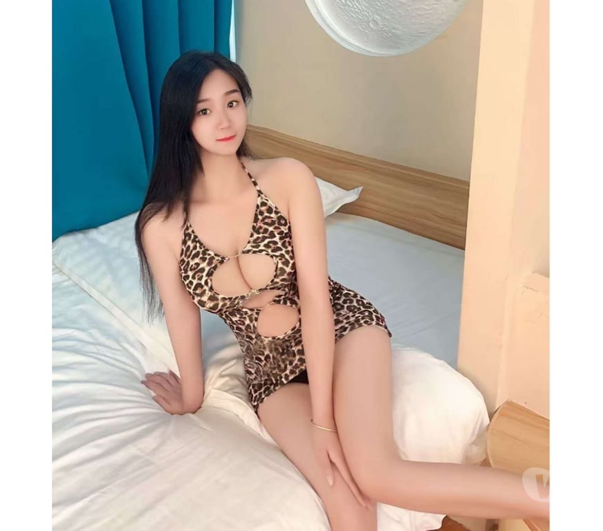 Thumbnail of New hot massage Asian girl in PL4 - Photo 3