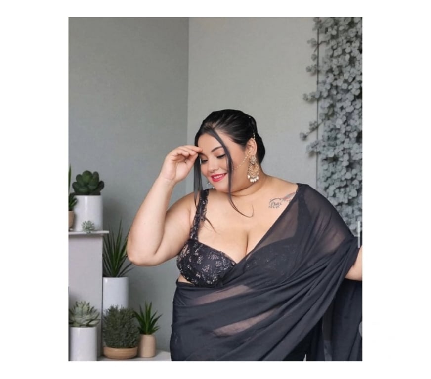 Thumbnail of Sheetal back in town 💋💋 - Photo 2
