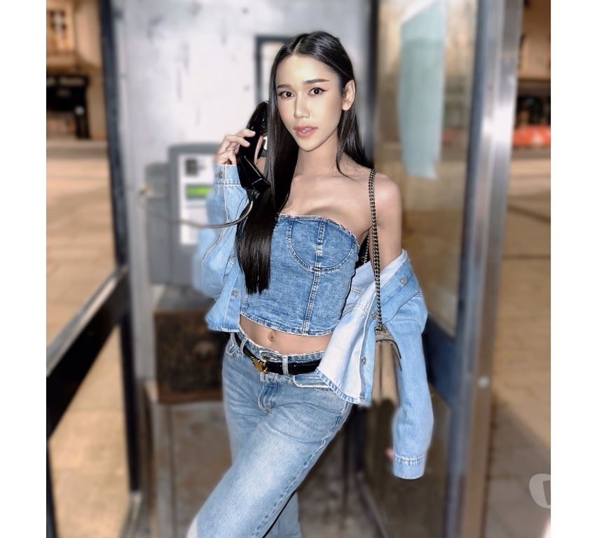 Beebee TS 🐝 Thai Ladyboy in Bayswater 🌸 - Photo 1 of 9