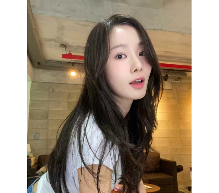 Thumbnail of Sexy Korean Lady New In Town - Photo 3