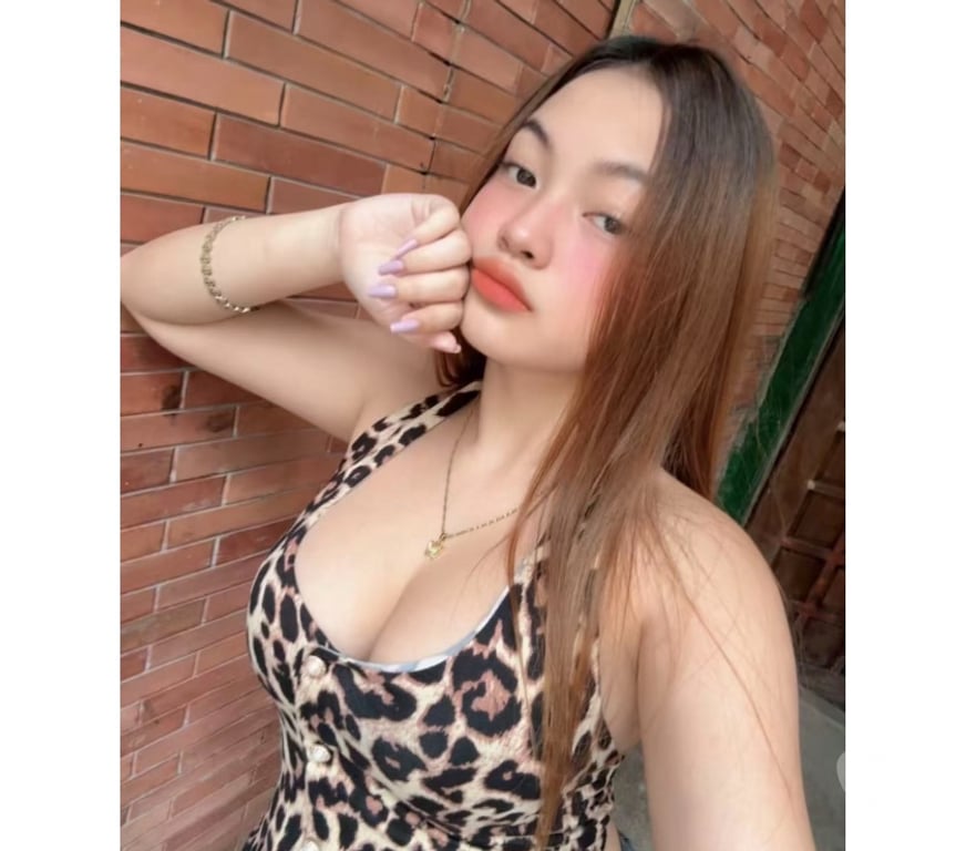 One Week🧡 Thai👑 Asian - Photo 1 of 2