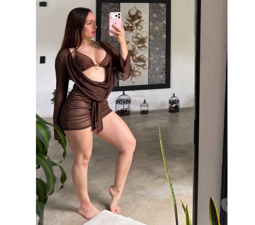 Ana🥰NEW BRAZILIAN💯REAL PIC😈PARTY - Photo 1 of 4