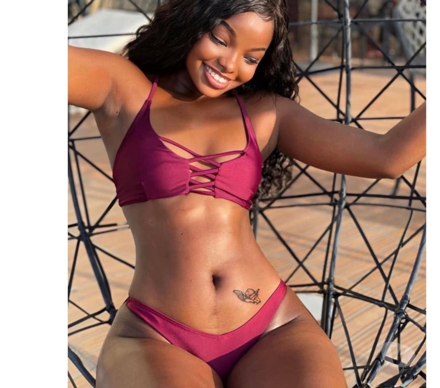 Pamela African party girl 24h😈 - Photo 1 of 5