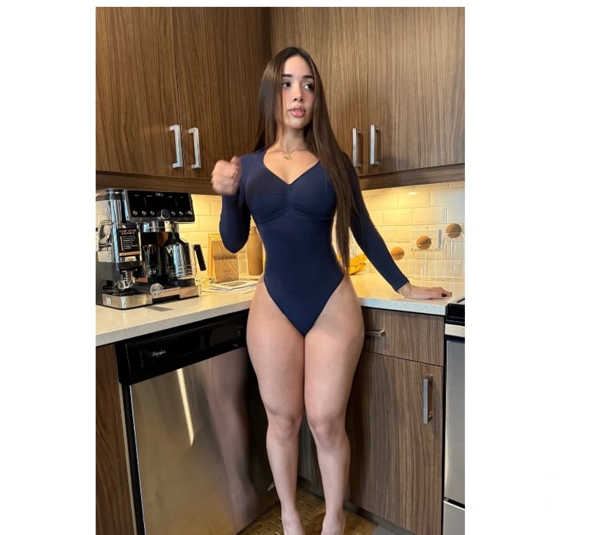 💋Perola hot 🔥 girl new in town Brazilian 🇧🇷 - Photo 1 of 5
