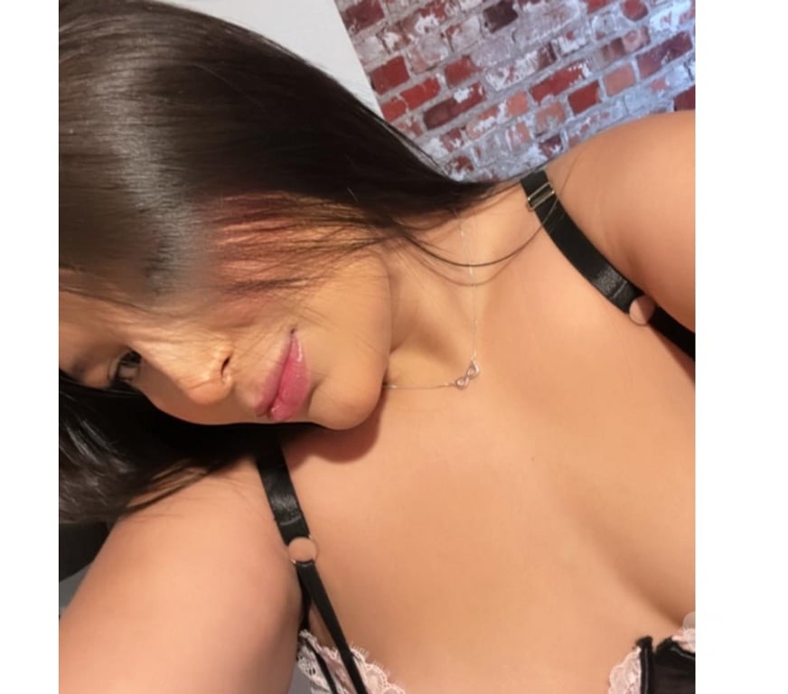 Thumbnail of Brazilian Beatrice baby 🇧🇷💋 - Photo 3